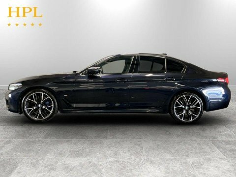 BMW 5 Series 2021 71 3.0 YG71URU #4