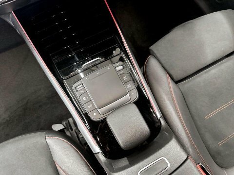 Mercedes-Benz EQB 2022 72 Eqb #17