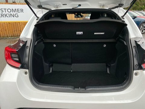 Toyota Yaris 2022 22 1.5 NU22UDH #3