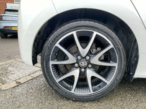 Toyota Yaris 2022 22 1.5 NU22UDH #2