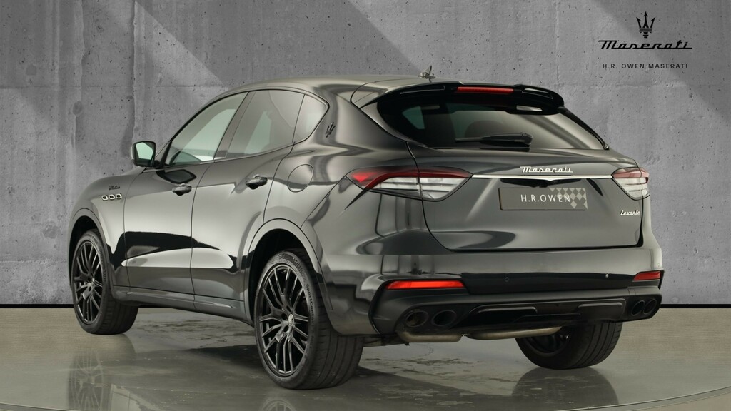 Maserati Levante Modena Black #2