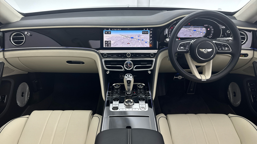 Bentley Flying Spur 4.0 V8 High-performance 25.9Kwh Saloon LN25BPE Blue #6