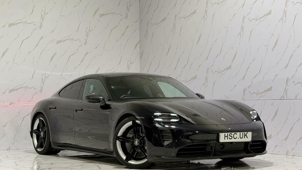 Porsche Taycan Performance Plus 93.4Kwh 4S Saloon Au Black