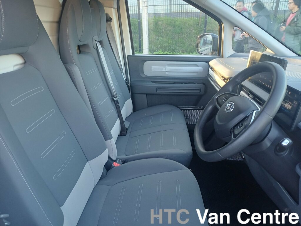 Maxus eDeliver 5 Deliver 5 120Kw H1 Van 64Kwh White #13
