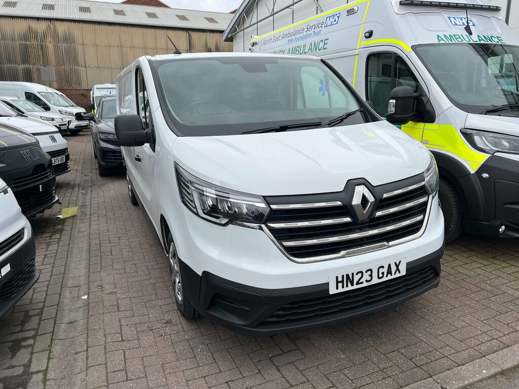 Renault Trafic 2.0 Dci Blue Ll30 Business Panel Van M White