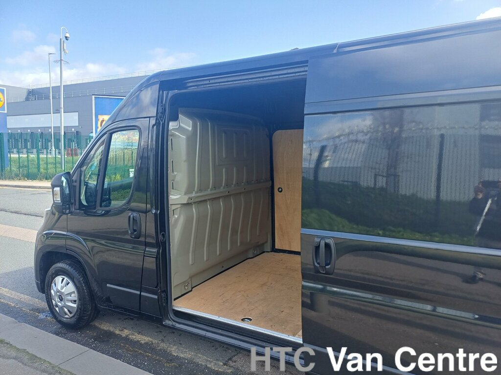 Fiat Ducato 2.2 Multijetiii 35 Panel Van L3 LJ75ECW Black #2