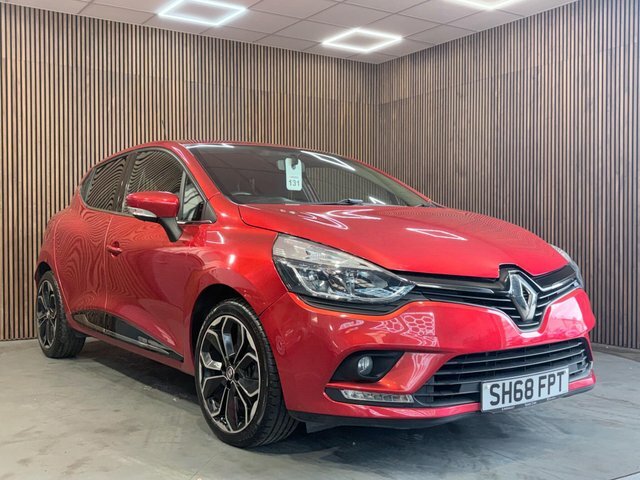 Renault Clio 0.9 Tce Iconic Euro 6 Ss Red