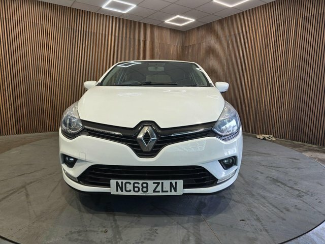 Renault Clio 1.5 Dci Iconic Euro 6 Ss NC68ZLN White #2