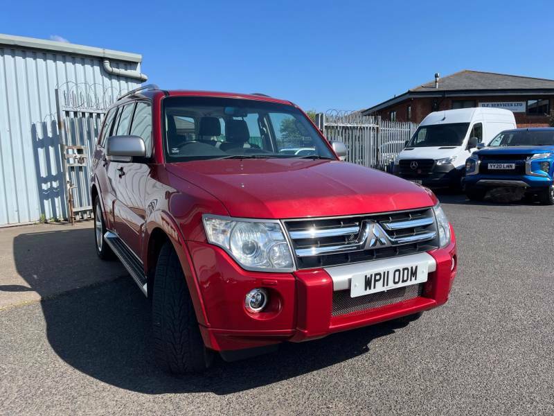 Mitsubishi Shogun 4Work 3.2 Di-d Swb White #1