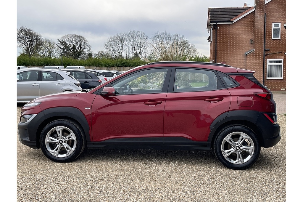 Hyundai Kona T-gdi Mhev Se Connect 2023 U2546 Ulez FV23ZWL Red #4