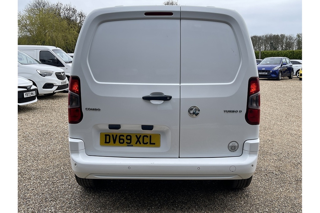 Vauxhall Combo Turbo D 2300 Sportive 2019 U2548 Ulez DV69XCL White #6