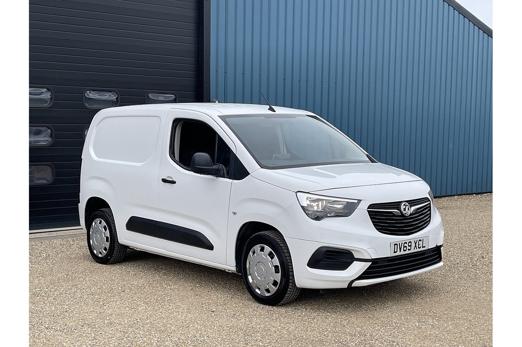 Vauxhall Combo Turbo D 2300 Sportive 2019 U2548 Ulez White