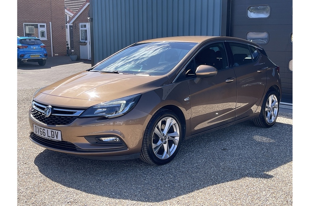 Vauxhall Astra Cdti Blueinjection Sri Nav 2016 U2552 Ulez DY66LDV Brown #4