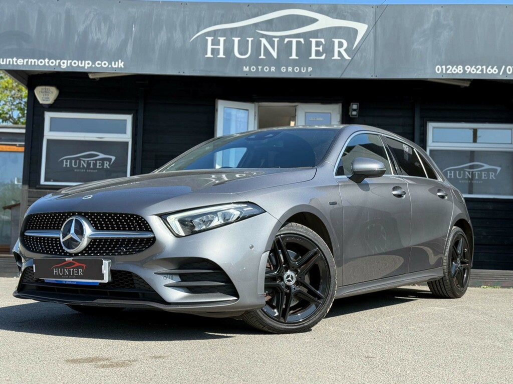 Mercedes-Benz A Class Amg Line Premium E 