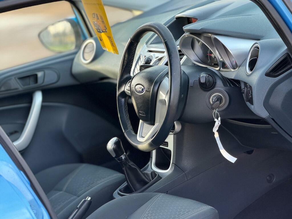 Ford Fiesta 1.4 Tdci Dpf Zetec EJ11FVH Blue #2