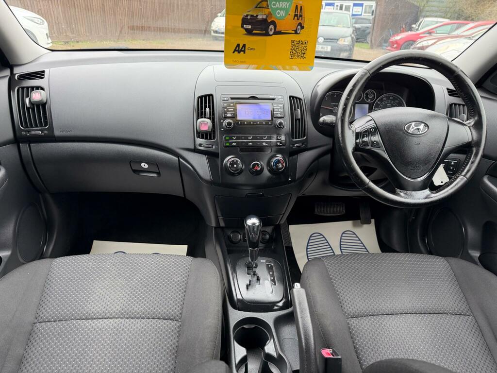 Hyundai I30 1.6 Crdi Comfort Euro 4 Grey #6