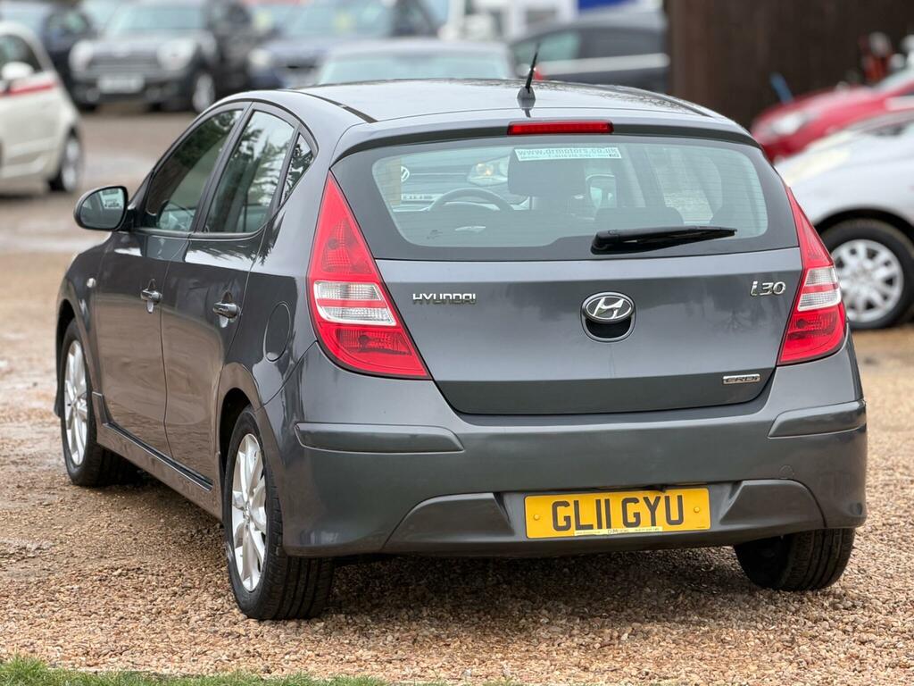 Hyundai I30 1.6 Crdi Comfort Euro 4 Grey #4