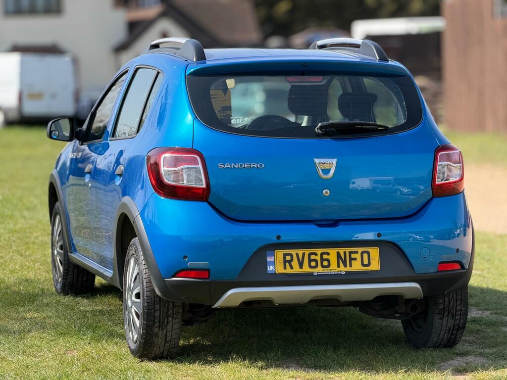 Dacia Sandero Stepway Petrol RV66NFO #5