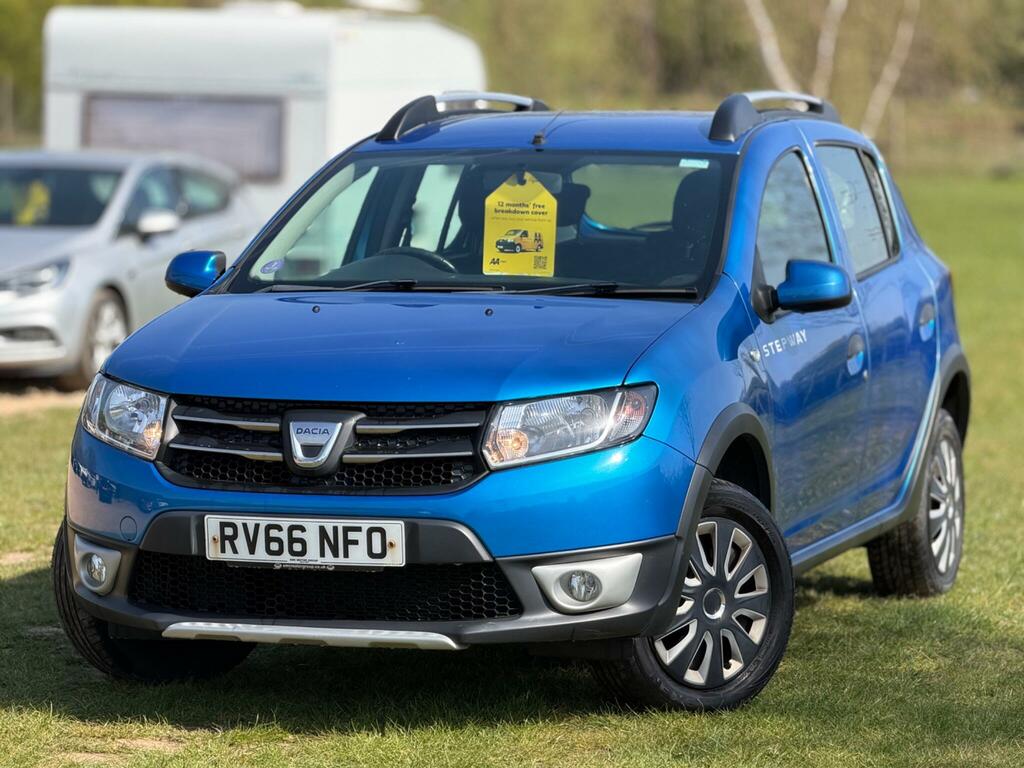 Dacia Sandero Stepway Petrol RV66NFO #4
