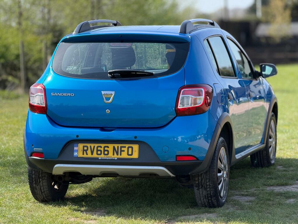 Dacia Sandero Stepway Petrol RV66NFO #6