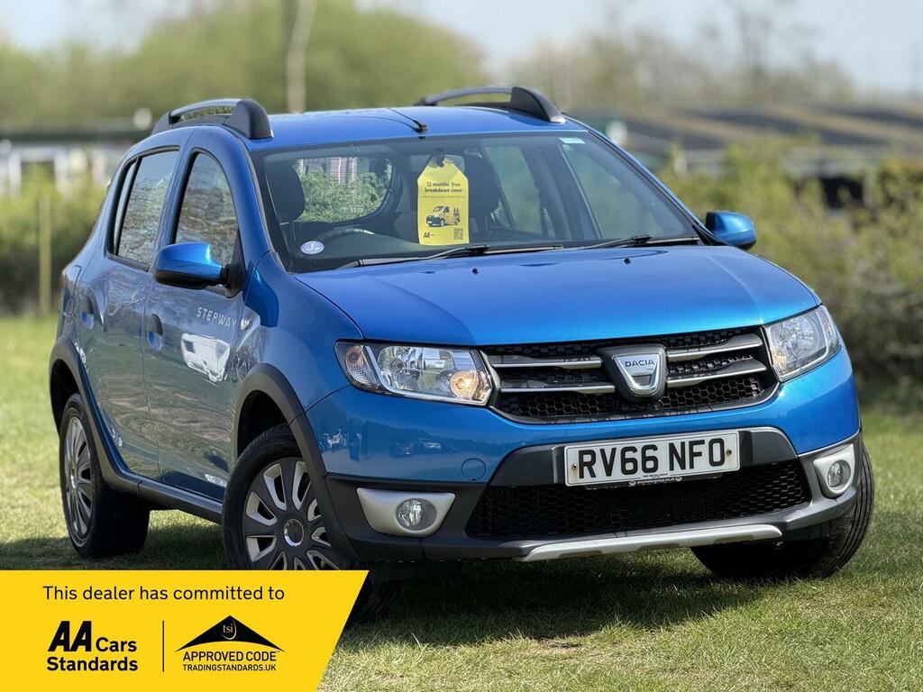 Dacia Sandero Stepway Petrol RV66NFO #2