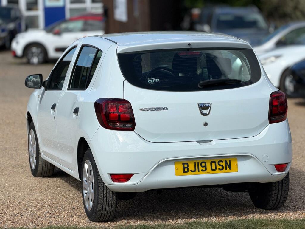 Dacia Sandero Petrol BJ19OSN #5