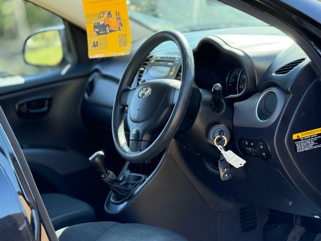 Hyundai I10 Petrol EY13OUO #3