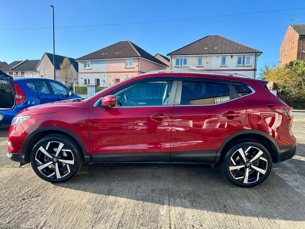 Nissan Qashqai 1.5 Dci Tekna Suv Euro 6 Ss SH67LFX Red #5
