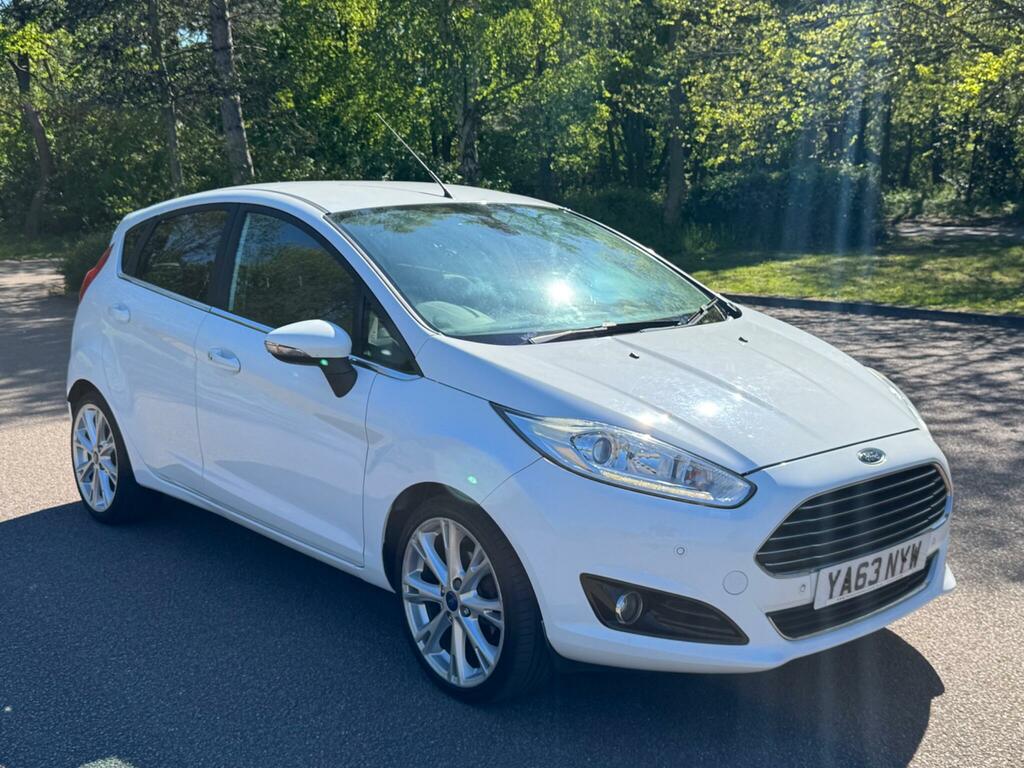 Ford Fiesta 1.0T Ecoboost Titanium X Euro 5 Ss YA63NYW White