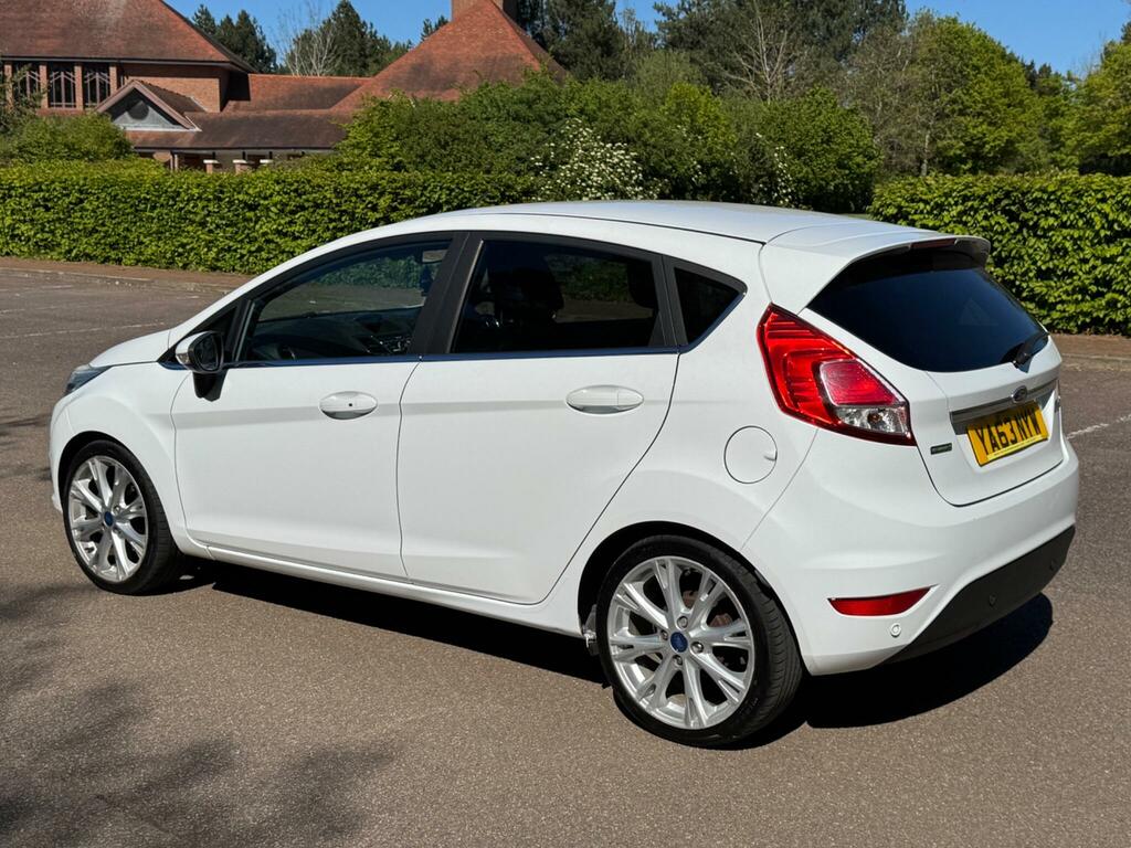 Ford Fiesta 1.0T Ecoboost Titanium X Euro 5 Ss YA63NYW White #4