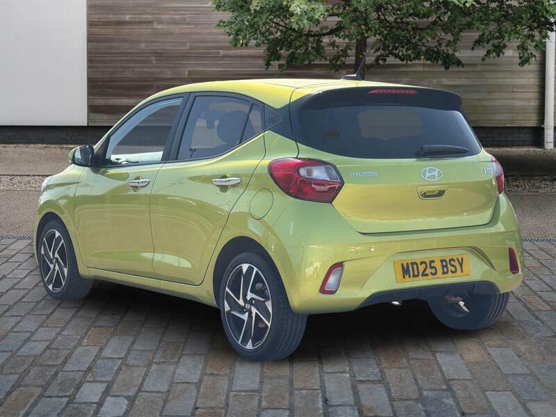 Hyundai I10 1.0 Premium Hatchback Euro 6 Ss MD25BSY Green #3