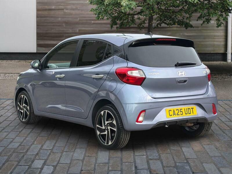 Hyundai I10 1.0 Premium Hatchback Euro 6 Ss CA25UDT Blue #3