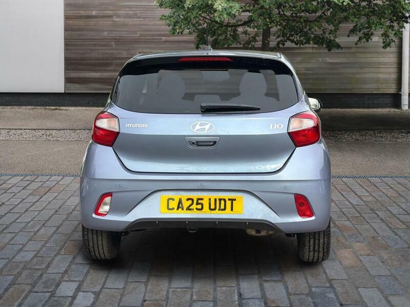 Hyundai I10 1.0 Premium Hatchback Euro 6 Ss CA25UDT Blue #4