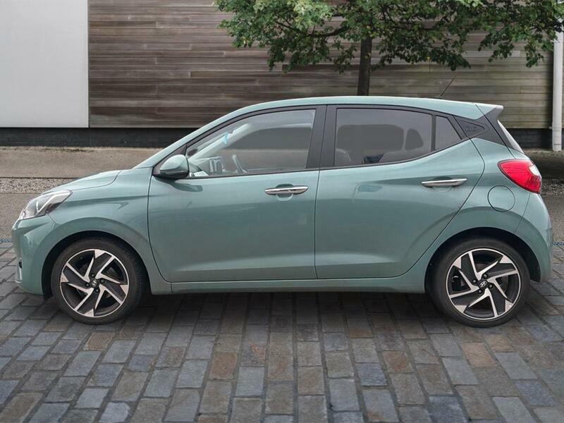 Hyundai I10 1.0 Premium Hatchback Euro 6 Ss CA23BLZ Green #6