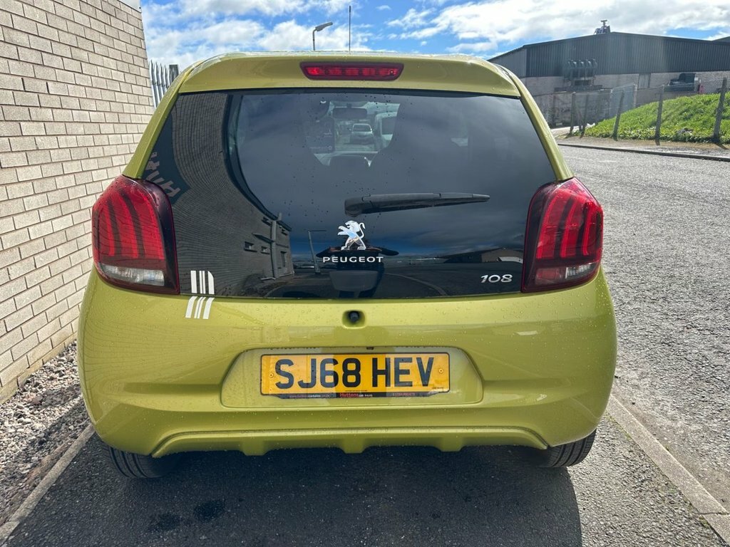 Peugeot 108 1L Collection Green #6