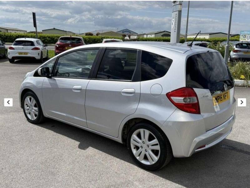 Honda Jazz Es I-vtec Cvt - 2015 15 WP15NFT Silver #4