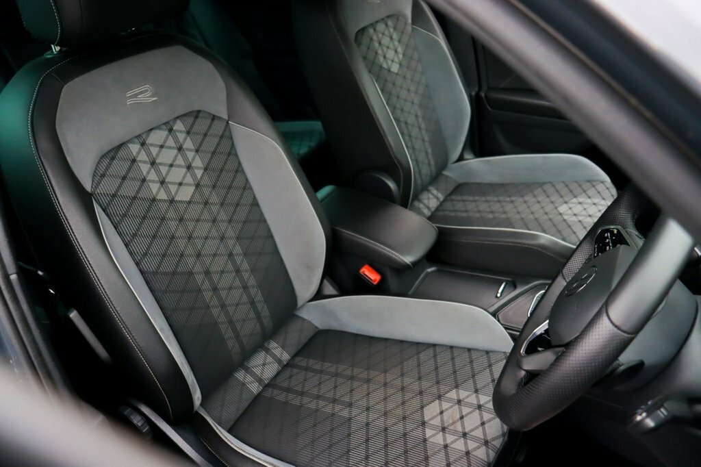 Volkswagen Tiguan 2L R-line SR70HDY Grey #4