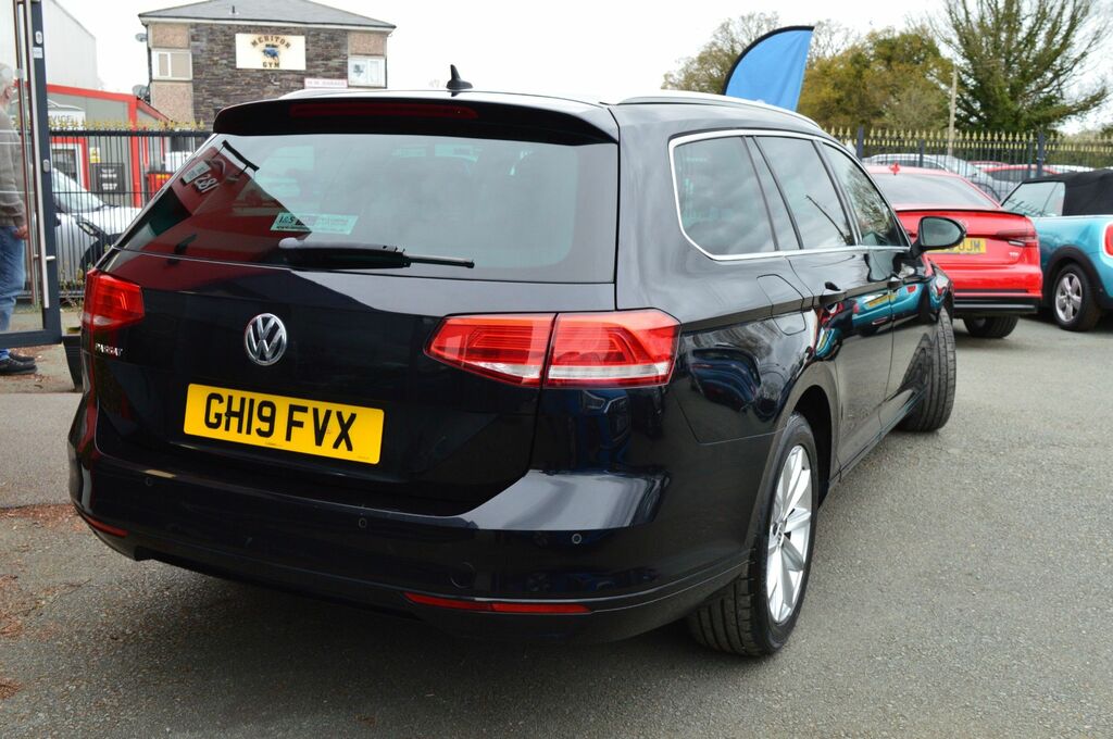 Volkswagen Passat Tsi Evo Se Business GH19FVX Black #4