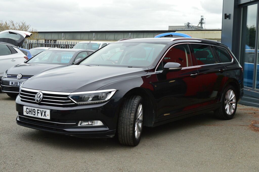 Volkswagen Passat Tsi Evo Se Business GH19FVX Black #3