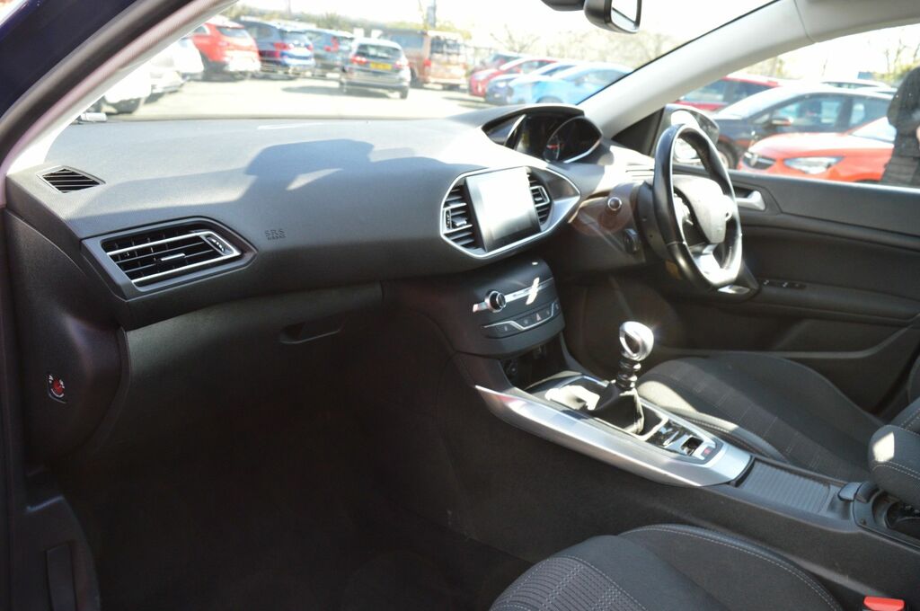 Peugeot 308 SW Puretech Gpf Allure Estate KO68XNP Blue #6