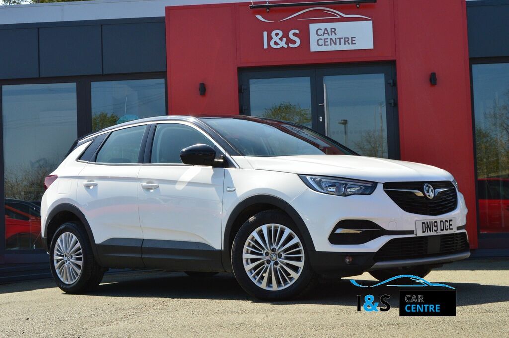 Vauxhall Grandland X Turbo D Blueinjection Sport White
