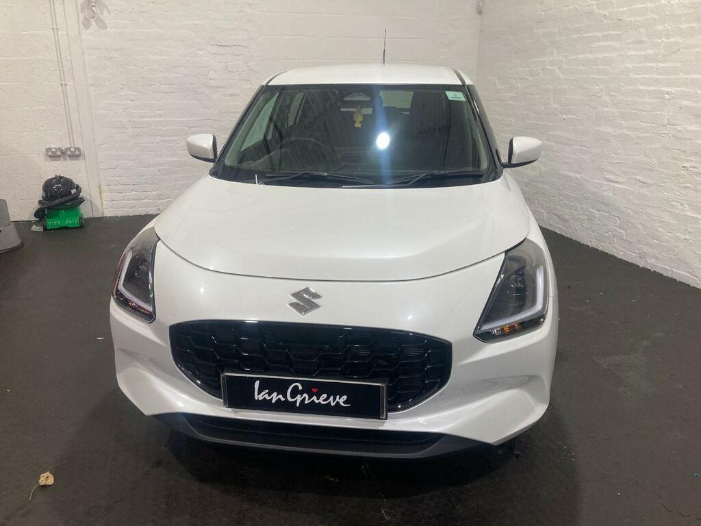 Suzuki Swift 1.2 Mild Hybrid Motion SL24CVG White #5