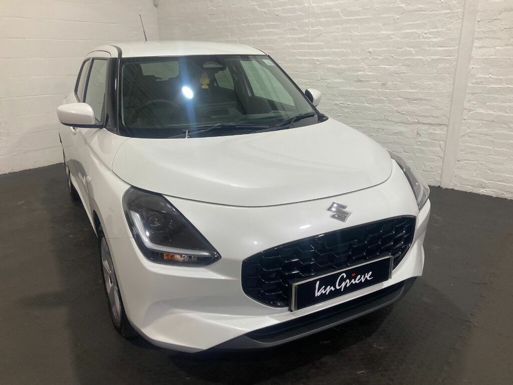 Suzuki Swift 1.2 Mild Hybrid Motion SL24CVG White #2