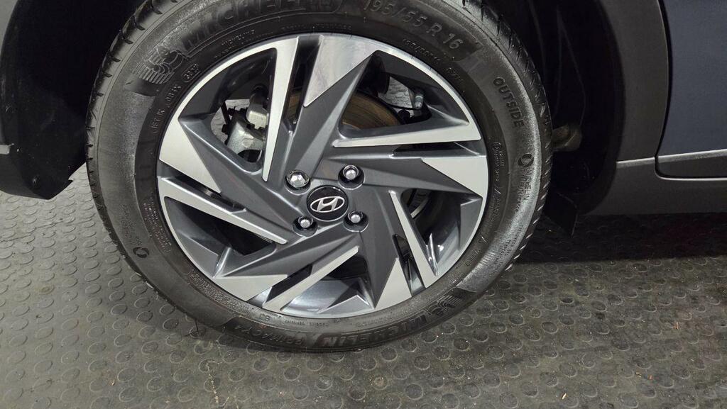 Hyundai Bayon 1.0 Tgdi 48V Mhev Se Connect SM73VCZ Grey #5