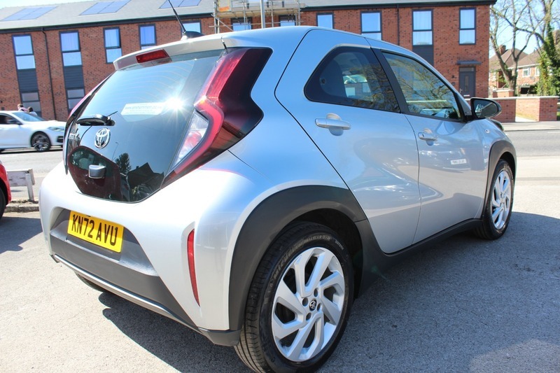 Toyota Aygo X Vvt-i Pure KN72AVU Silver #6