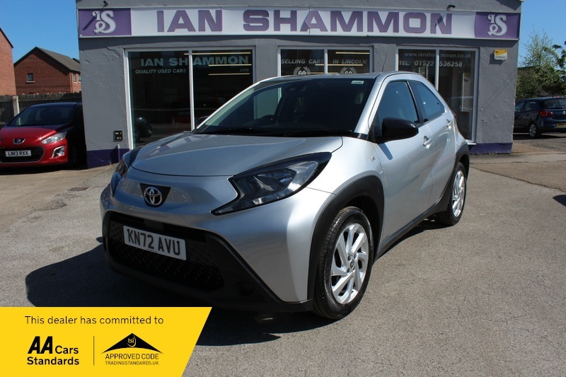 Toyota Aygo X Vvt-i Pure Silver