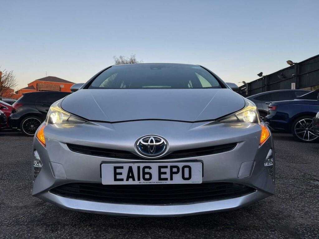 Toyota Prius Hatchback 1.8 Vvt-h Active Cvt Euro 6 Ss 2 EA16EPO Silver #4