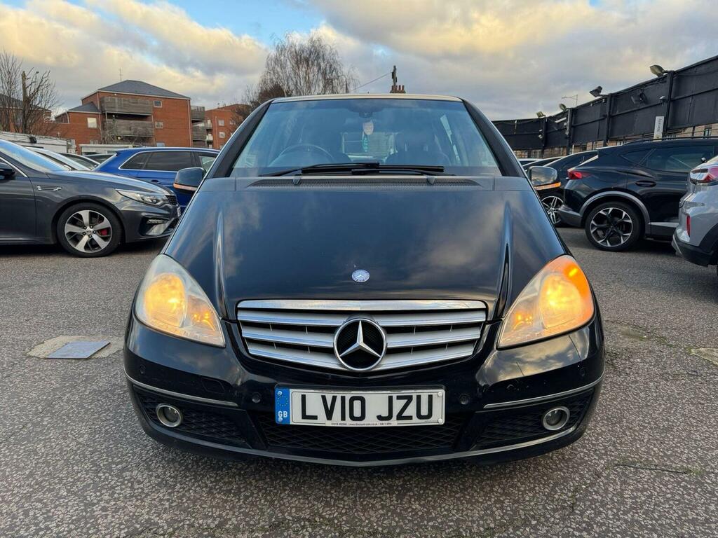 Mercedes-Benz A Class Hatchback 2.0 A180 Cdi Avantgarde Se Cvt 2010 Black #4