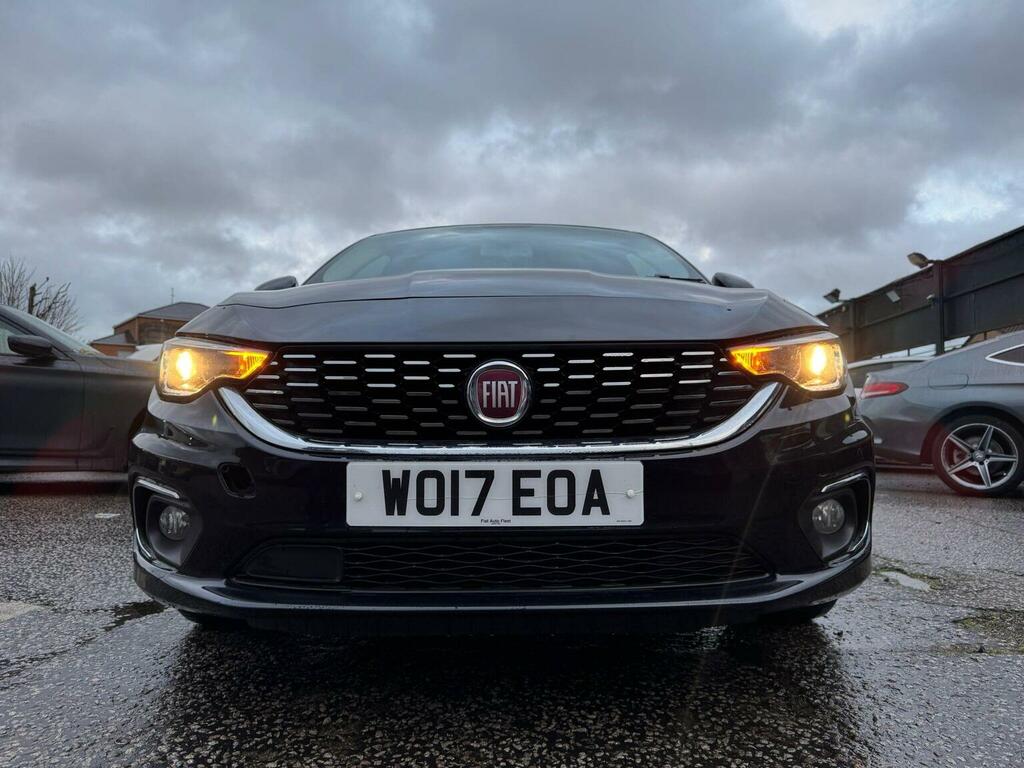Fiat Tipo Hatchback 1.3 Multijetii Lounge Euro 6 Ss Black #4