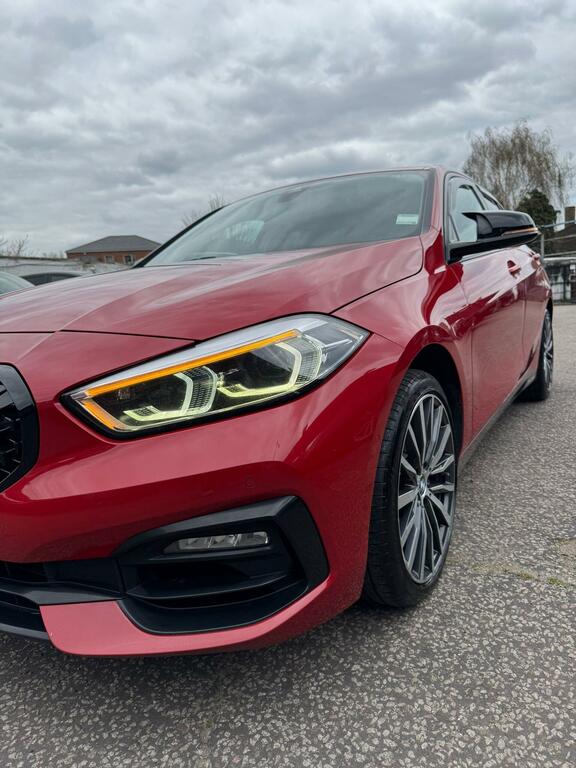 BMW 1 Series Hatchback 1.5 118I Sport Dct Euro 6 Ss 201 YR69WZK Red #4